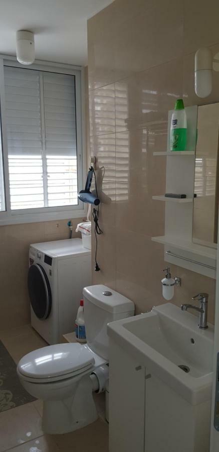 2 Bdr Nitza Appartment With Balkony Νετάνια Εξωτερικό φωτογραφία